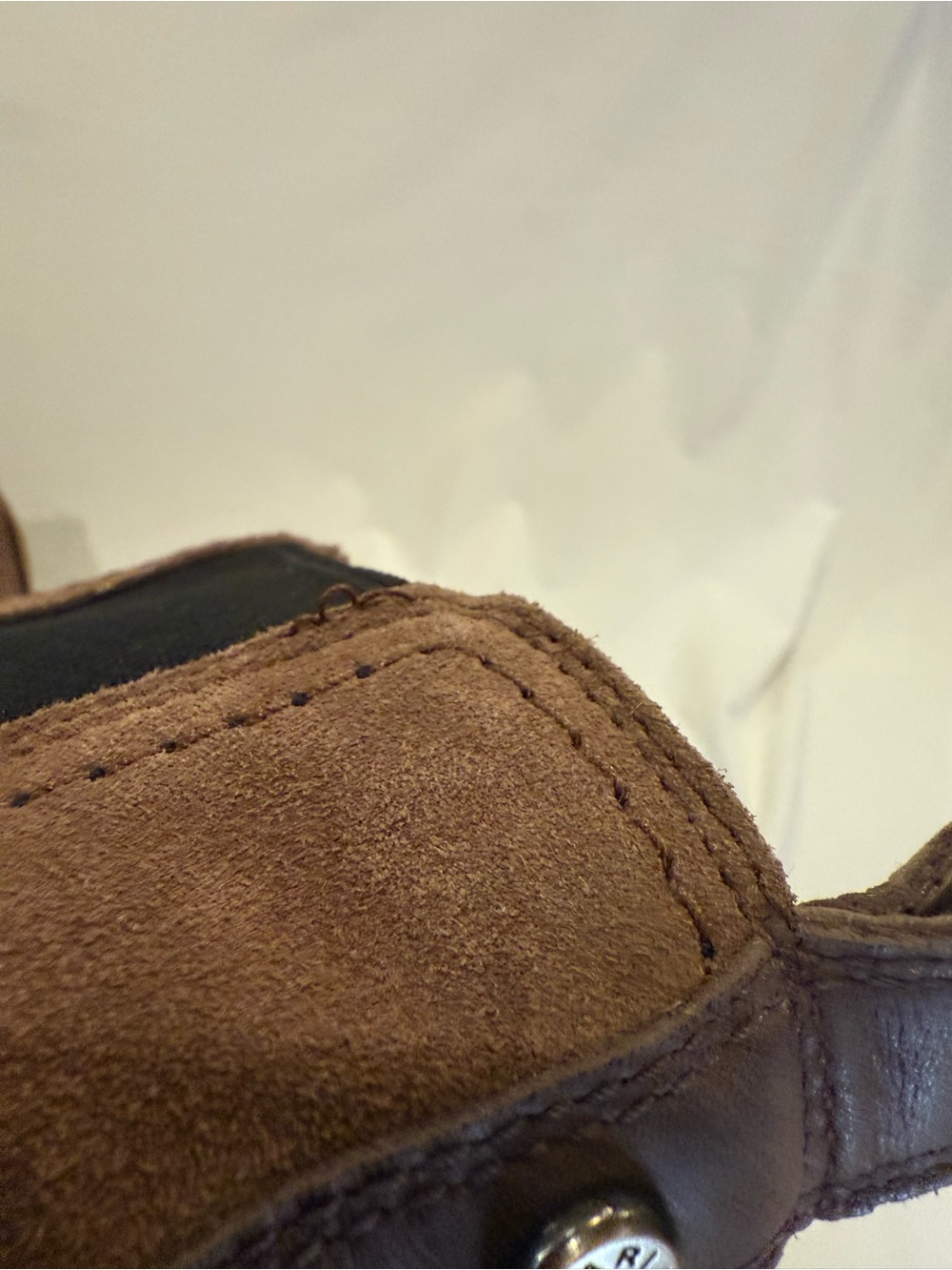 Ariat Wexford Lug Waterproof Chelsea Boot Dark Earth Taupe Suede Size 10B NWOB - Picture 16 of 16